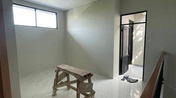 Gambar 2 Dijual Rumah Bagus Hook Baru Renovasi Di Kencana Loka Bsd