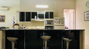 dapur rumah di menteng, jakarta pusat