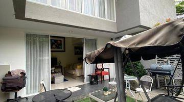 foto lainnya rumah 2 lantai bagus semi
