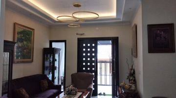 Gambar 3 Rumah 2 Lantai Baru Semi Furnished SHM di Bsd