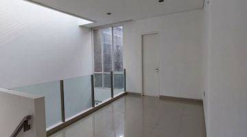 Gambar 4 Rumah Semi Furnished Bagus Di Pondok Indah, Jakarta Selatan