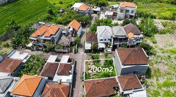 Gambar 1 Tanah :200 M2(2 Are ) Super Langka Siap Bangun Di Jln Padonan /Pengilian Dalung Badung Bali 