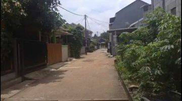 Gambar 2 Rumah dalam perumahan di dekat Villa Bintaro Indah Jombang