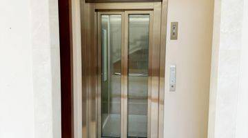 Gambar 5 Rumah Mewah Modern Dengan Lift di Pondok Indah 