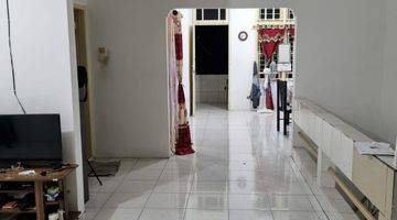 Gambar 2 Dijual Cepat Rumah Tua Uk 6x18.5 m2 Di Duri Kepa, Jakarta Barat