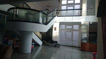 Gambar 3 Jual rumah bagus SHM 1200m2 Jln Cipaganti