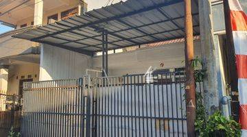 Gambar 1 Dijual Rumah Catalina Gading Serpong, Lantai Granit, Plafon Gypsum, Berpagar 