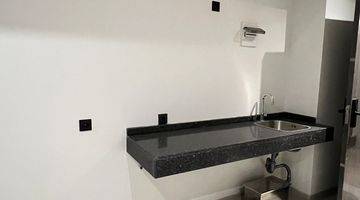 Gambar 5 Apartement Carstensz Unfurnished Type Studio Luxury