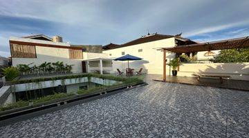 Gambar 1 Brand New 3 Bedroom  Villa  Canggu Berawa Furnished