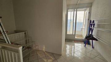 Gambar 2 Dijual Rumah Semi Furnish, Sudah Renovasi di Cluster Monaco Village