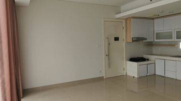 Gambar 4 Apartemen 3 Bedrooms Siap Huni Di Rainbow Springs Condovillas