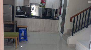 Gambar 2 Dijual cepat rumah cantik cluster  thomson Di gading serpong