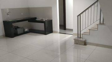 Gambar 2 Dijual Rumah Bagus di Golf Island Pik, Uk 6x12,5