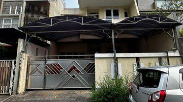 tampak depan rumah permata buana 160 m2