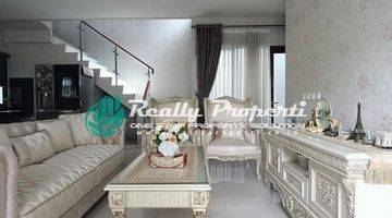 Gambar 3 Di sewakan rumah Type Dancourt Semi furnished di Premier  esteta 2 jatiwarna. 