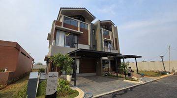 Gambar 2 Rumah 2 Lantai Plus Attic Cluster Briza Lakes Summarecon Tanggerang