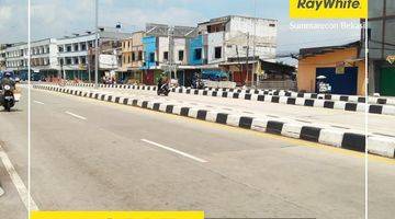 Gambar 5 Ruko di Ruko Juanda Raya Bekasi Timur dekat Stasiun 