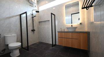 Gambar 4 Rumah Bagus Semi Furnished SHM di Kencana Loka, Tangerang