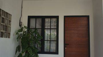 Gambar 2 Rumah 2 Lantai Bagus Semi Furnished SHM di Jalak Bali, Jakarta Selatan