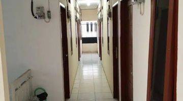 Gambar 4 Rumah 2 Lantai Bagus Semi Furnished SHM di Jl Mawar Raya, Tangerang Selatan