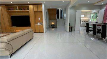 Gambar 4 Rumah Bagus 2 Lantai Semi Furnished SHM District Kebayoran, Tangerang Selatan