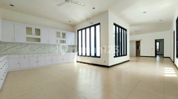 dapur rumah lokasi strategis siap huni