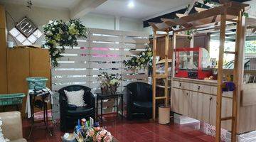 foto lainnya rumah mediterranean classic super asri