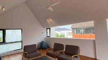 foto lainnya rumah 3 lantai super modern