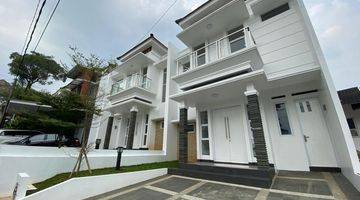 tampak depan rumah minimalis super nyaman lokasi