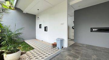 Gambar 3 Rumah Modern Dalam Komplek Cinangka