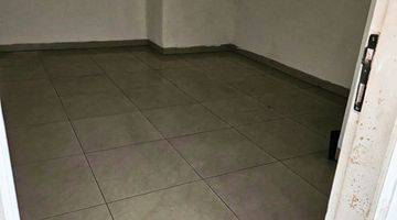 Gambar 5 Dijual Town House Emerald Pik