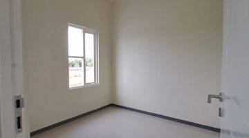 kamar tidur southlake, juanda regency sbpy  dekat