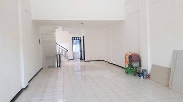 tampak depan ruko taman internasional citraland sby