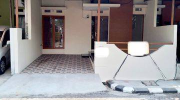 tampak depan rumah siap huni di area
