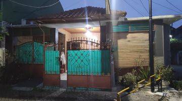 tampak depan rumah siap huni di kunciran