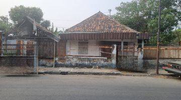 Gambar 1 Rumah Tua Butuh Renovasi Hanya Hitung Tanah Saja Lokasi Sukasari 