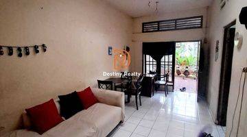 Gambar 4 Rumah Dijual di Daerah Gandaria. Harga Nego.