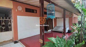 Gambar 2 Rumah Dijual di Daerah Gandaria. Harga Nego.