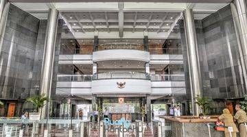 Gambar 4 Ruang Kantor 1024sqm Semi Furnish di Wisma Barito Pacific Jakarta