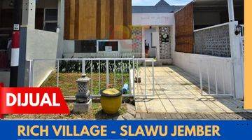 Gambar 1 Rumah Modern Di Rich Village Slawu Jember