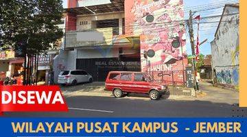 Gambar 1 Gedung 2 Lantai Di Pusat Kampus Jembe