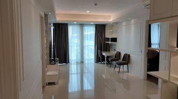 Gambar 1 Apartemen St Moritz The Royal Suite