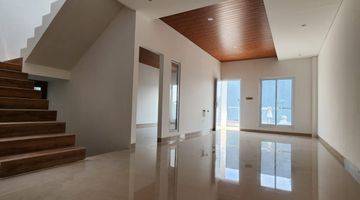 ruang tamu rumah baru kavling polri 4