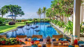 Gambar 1 Luxury Villa tebing Laut di pecatu