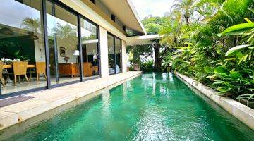 Gambar 1 Luxury Villa  At Batubelig Near To Canggu And Seminyak