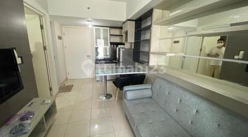 ruang tamu apartement the springlake apartement by