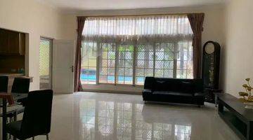 Gambar 1 Dijual Rumah Garden House Rapi Swimming Pool