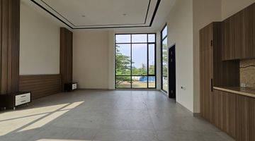 Gambar 3 Dijual Rumah Mewah 3 Lt Semi Furnish Shm Alam Sutera, Tangerang. 