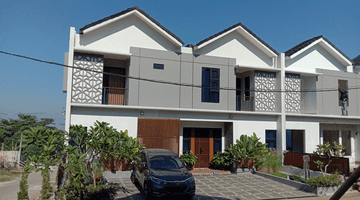 Gambar 2 BEST INVESTMENT Rumah VILLA Sejuk ROOFTOP Kolam Renang di Bandung