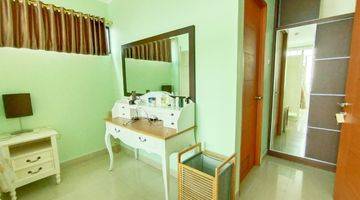 Gambar 3 Apartemen Furnished, Strategis, View Golf di Hampton Park